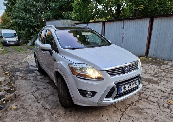 Ford Kuga cena 46900 przebieg: 135000, rok produkcji 2010 z Wałbrzych małe 301